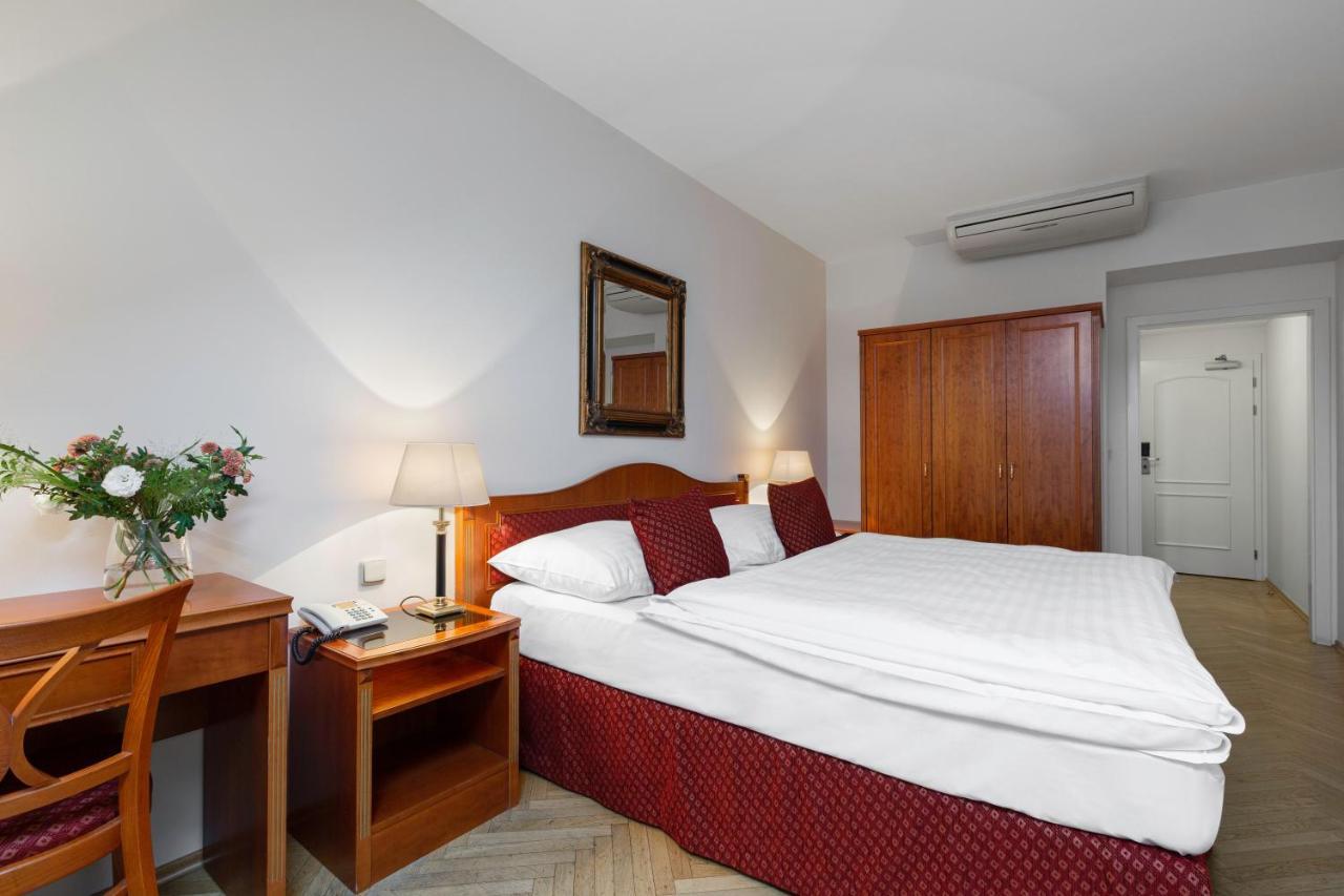 Hotel Patio פראג מראה חיצוני תמונה